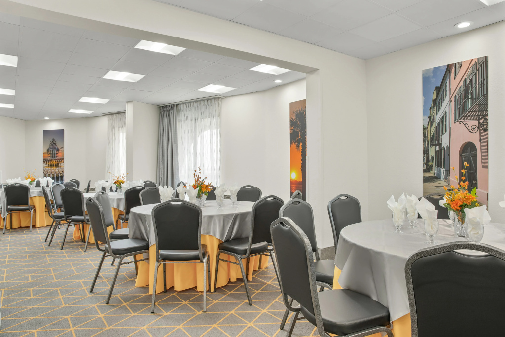 Holiday Inn Charleston Riverview by IHG - Général