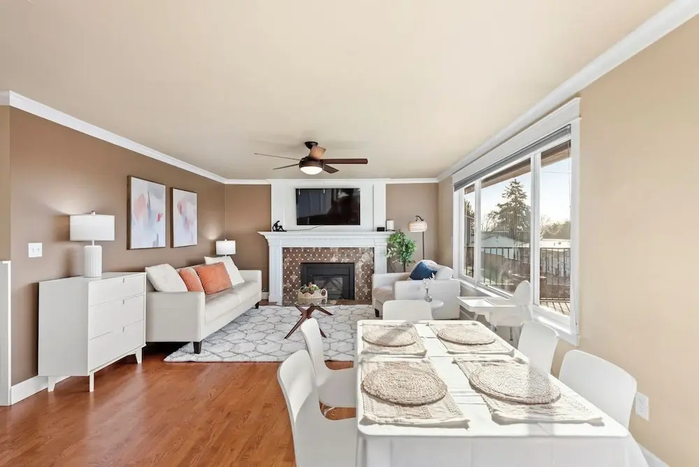 Renton Lakeside Oasis, Lakeview, 4B 2.5B, Spacious - фото 19