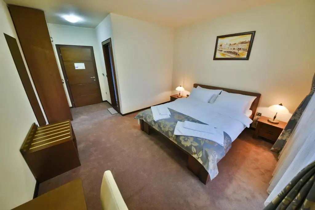 Central Lux Hotel Kragujevac - Chambres