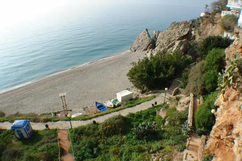 Beach & Waterfront