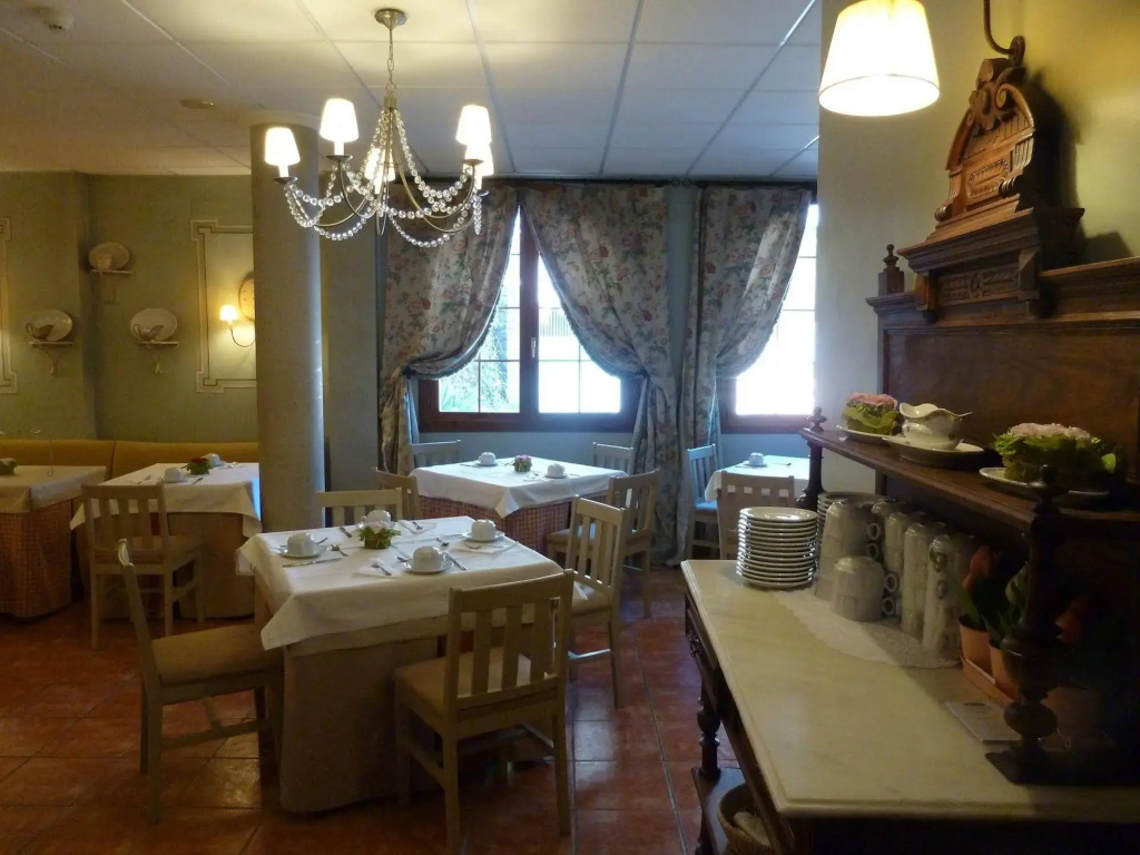 Hotel photo 13