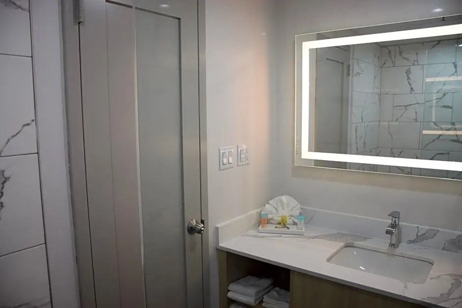 E Hotel Banquet and Conference Center - Edison - Chambres