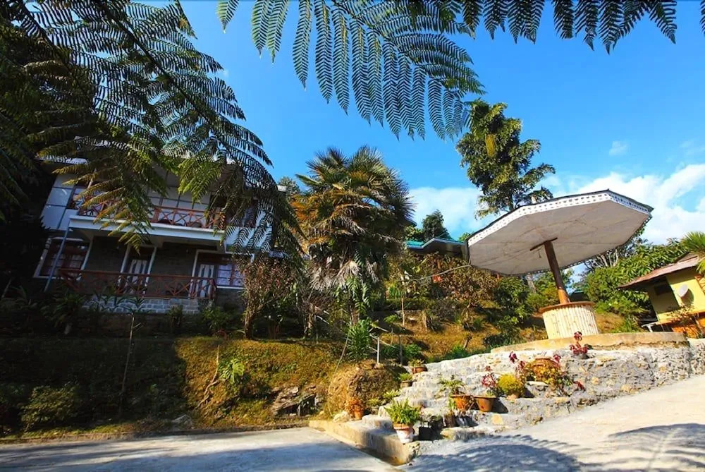 Hotel Teen Taley