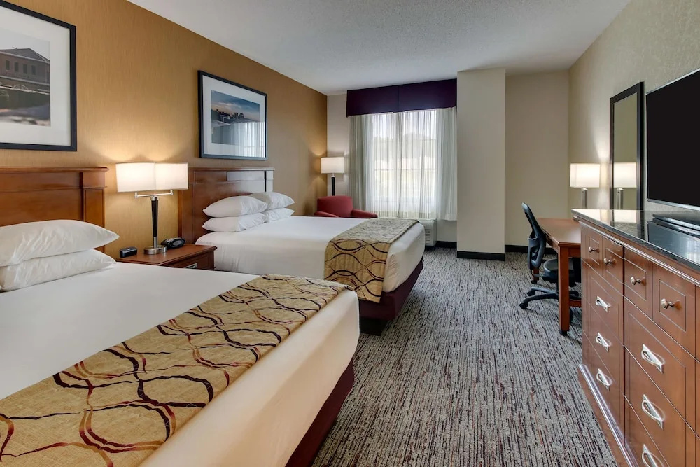 Drury Inn & Suites Meridian - Chambres
