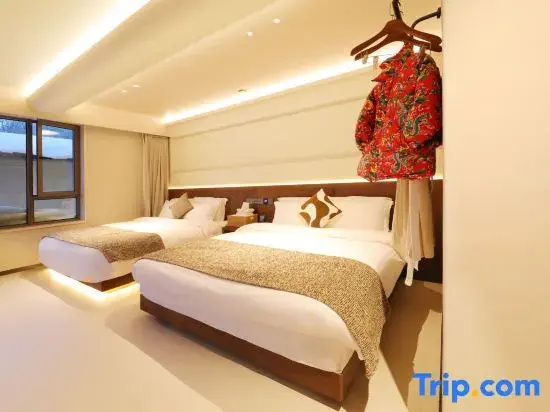 Standard room with view
