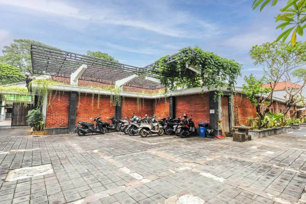 Puri Bagus Villa Legian Kuta