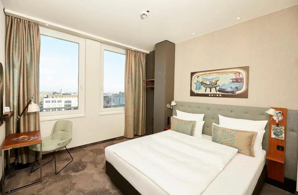 The One Double room (full double bed)