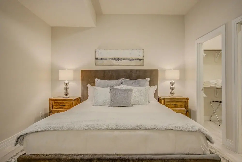 4BR Mnt Viewsmodern Urbanityrooftop Patio — фото 5