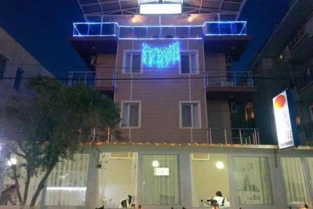 Butik Eren Otel