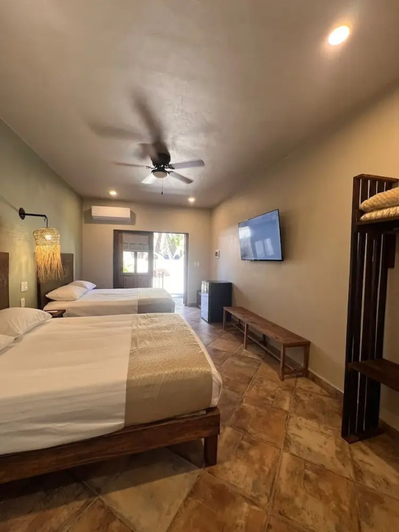 Classic Double room (full double bed)