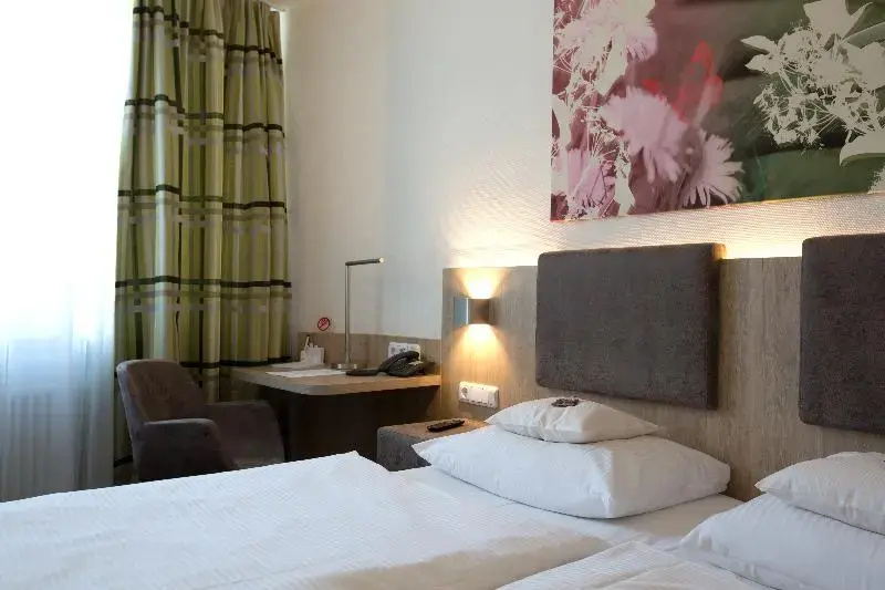 Business Double room (twin beds)