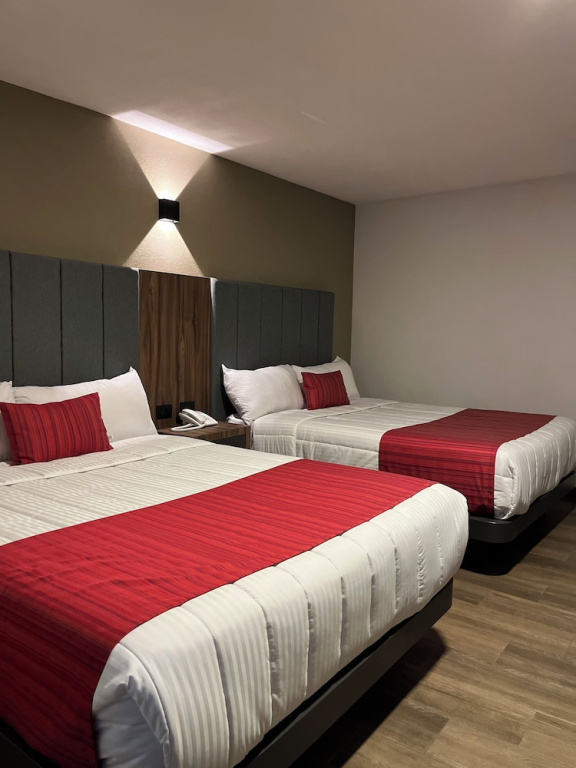 Deluxe Quadruple room
