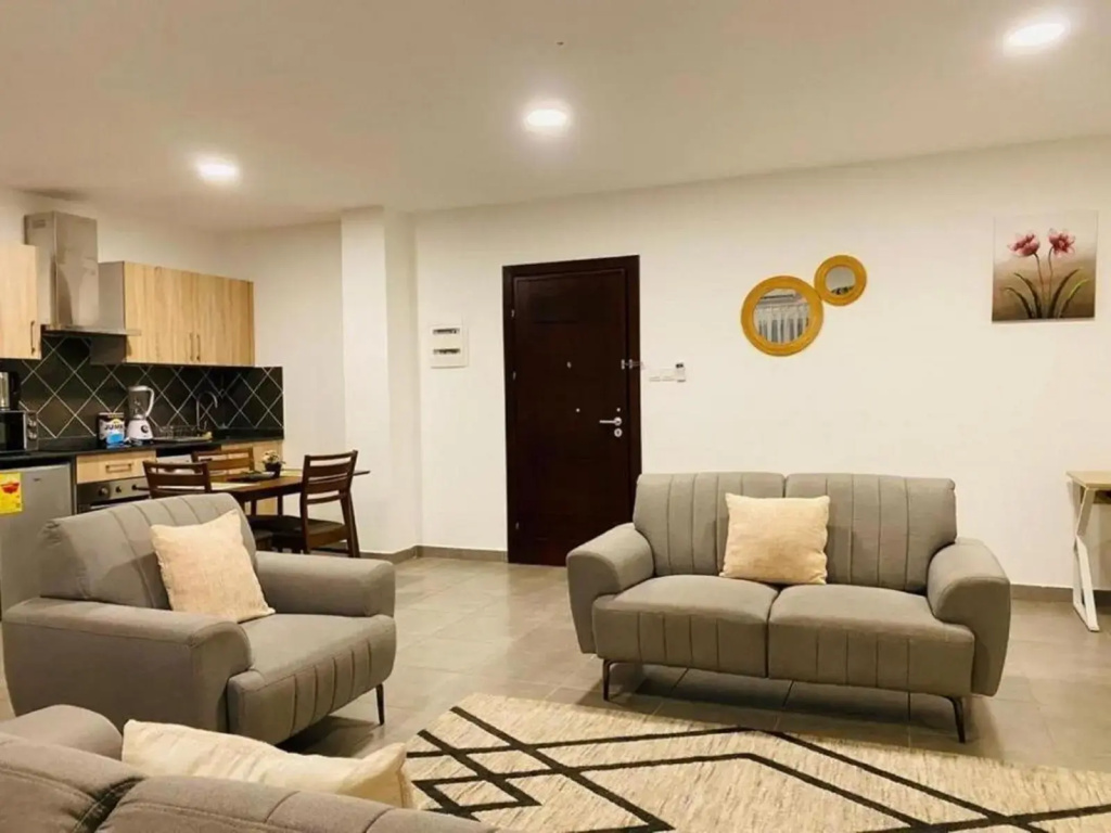 Executive 2 bedroom Apartment At East Legon