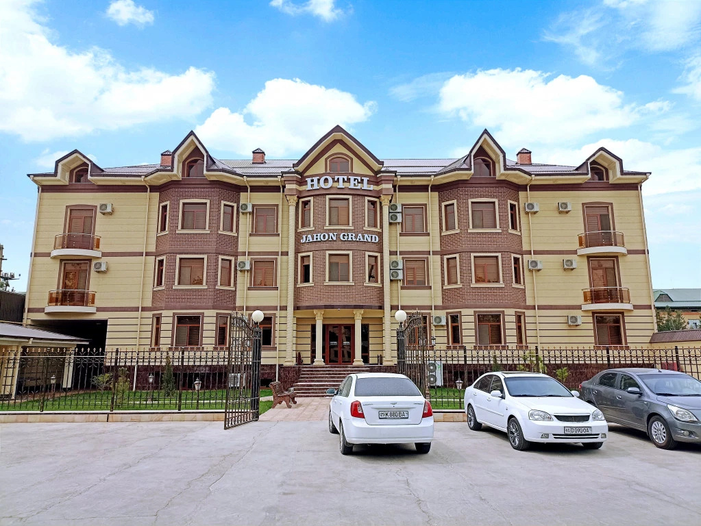 Zhakhon Grand