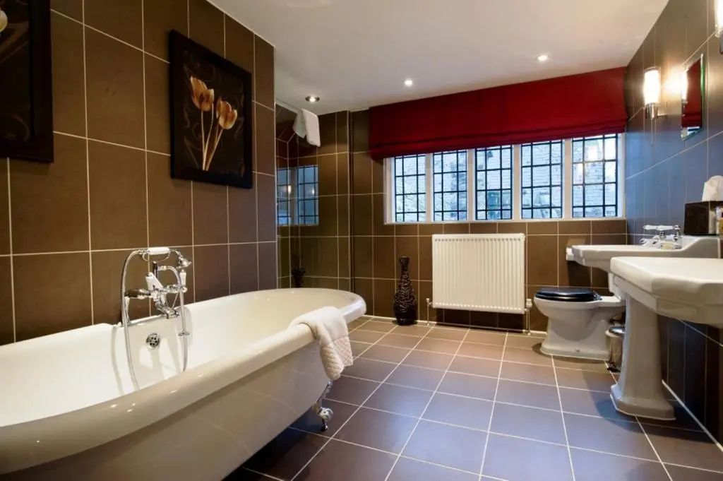 Lewtrenchard Manor Hotel - Chambres