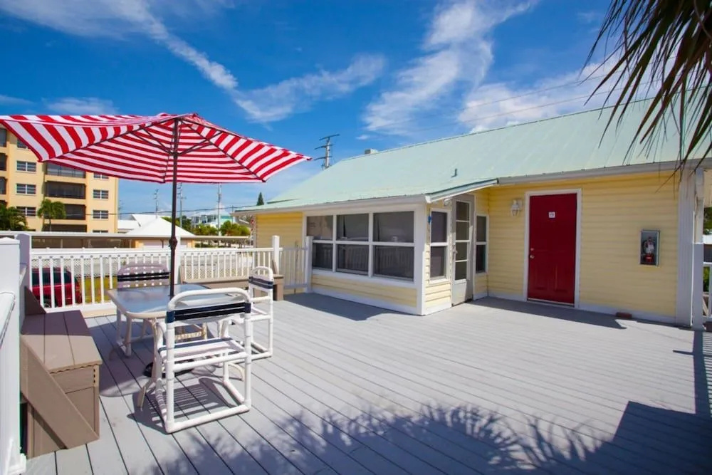 Fort Myers Beach Area 2670