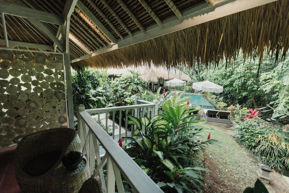 Maylie Bali Villa & Bungalow