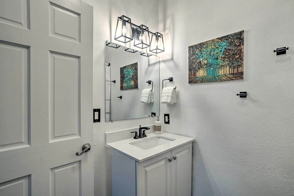 Stylish Klamath Falls Unit < 1/2 Mi to Oit! - фото 10