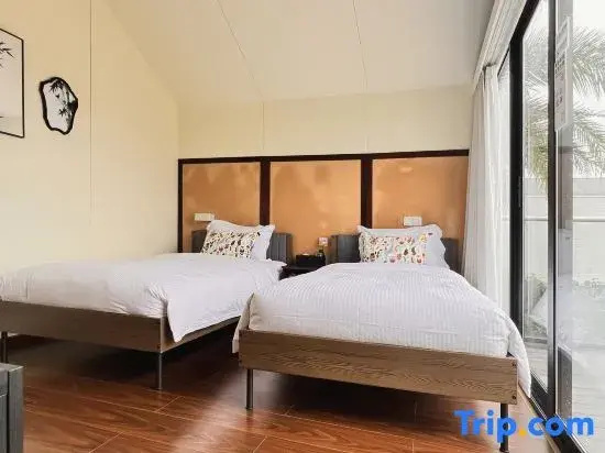 Standard Double room with view (twin beds)