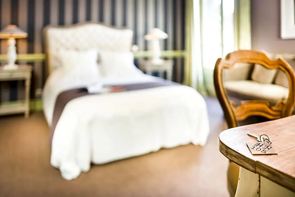 豪華單人房，配有雙人床