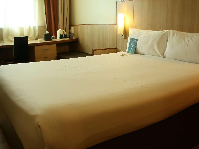 Ibis Al Barsha