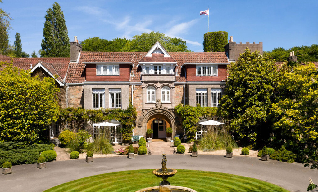 Longueville Manor Hotel and Restaurant image