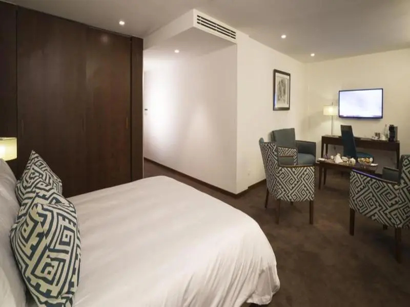 Fiesta Residences Boutique Hotel and Serviced Apartments - Chambres