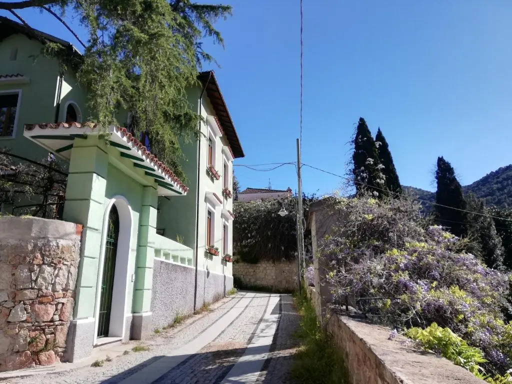 B&B San Gregorio SINNAI - фото 4