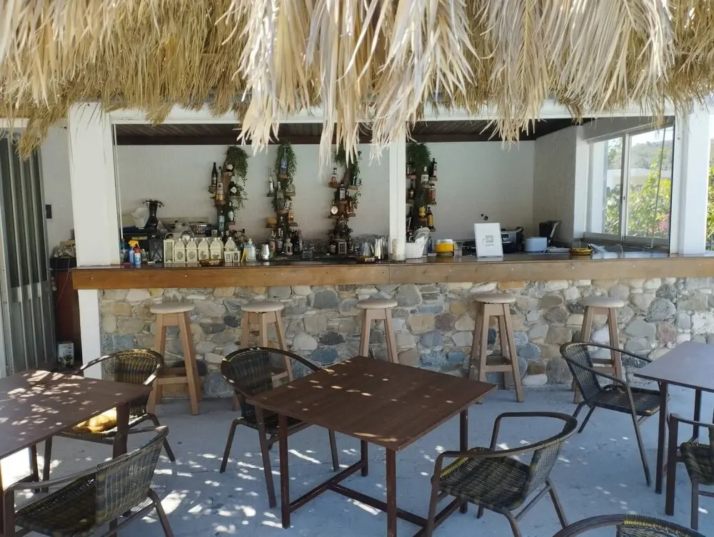 Food & Beverage