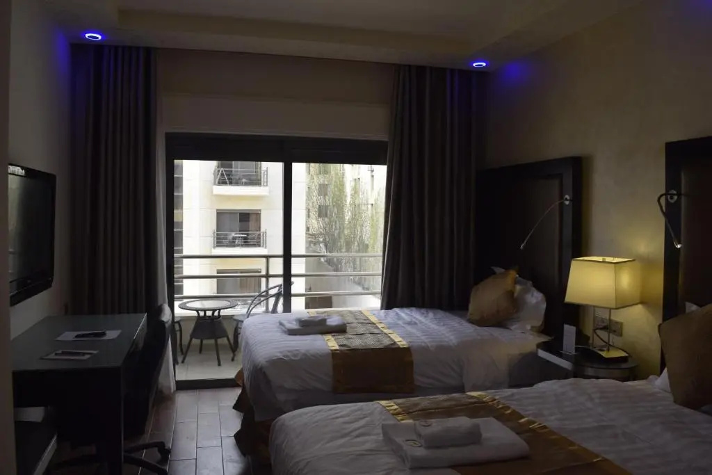 Standard Double room with balcony (twin beds)