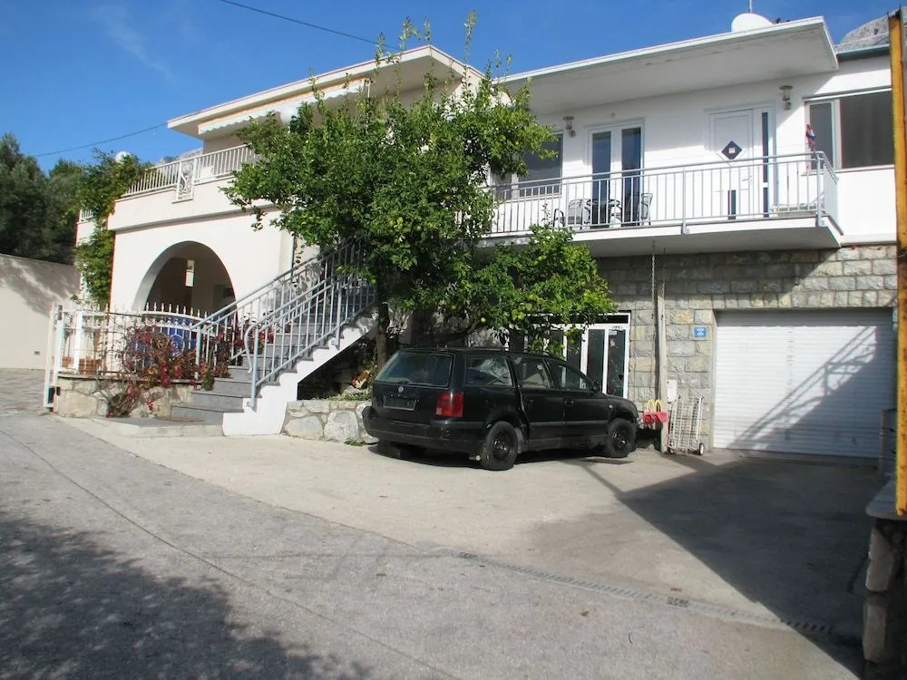 Apartment Lucija