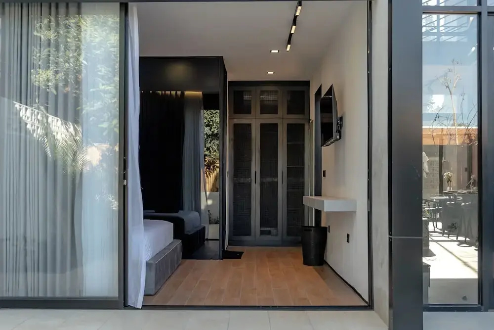 Black Rock Villas — фото