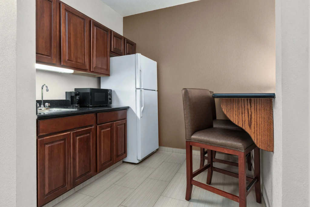 La Quinta Inn & Suites by Wyndham Midwest City - Tinker AFB - Général