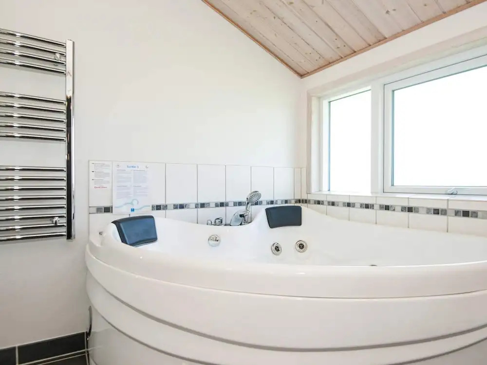 8 Person Holiday Home in Hemmet - фото 11