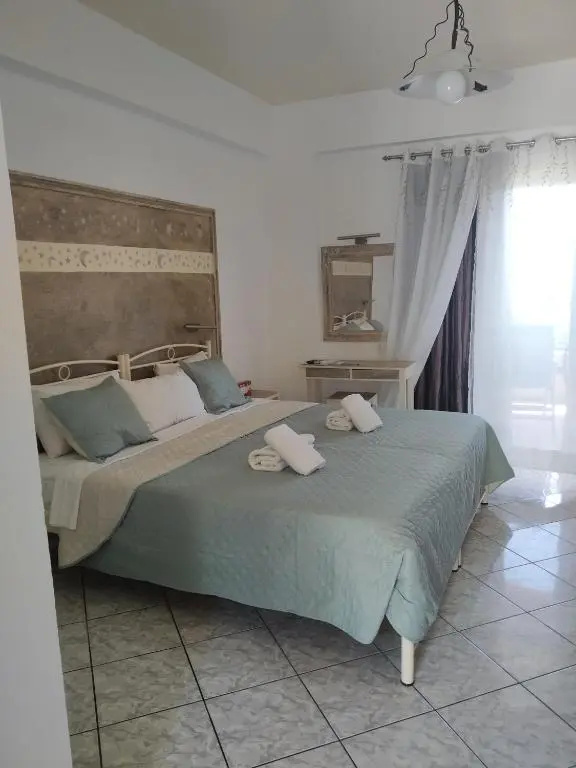 Studio with sea view