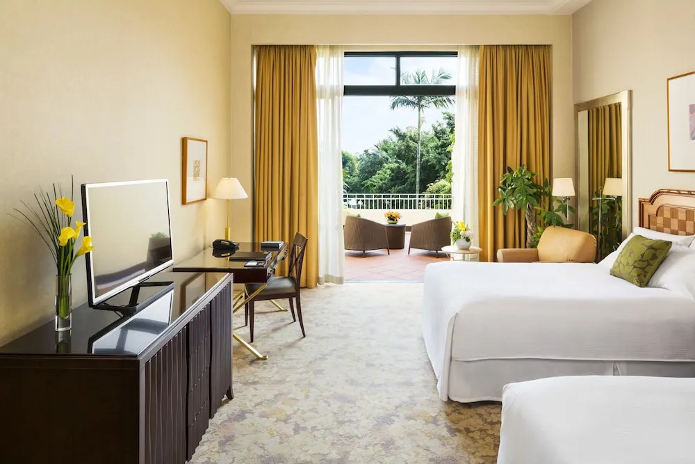 Superior Double room with balcony (full double bed)