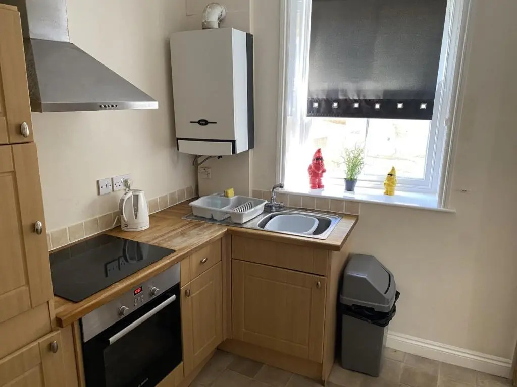 2 Bedrooms Cottage