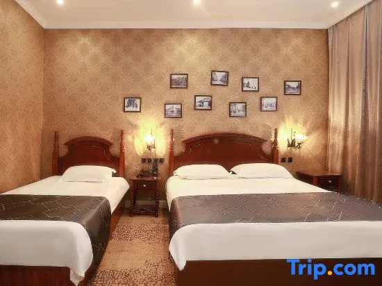 Deluxe Suite