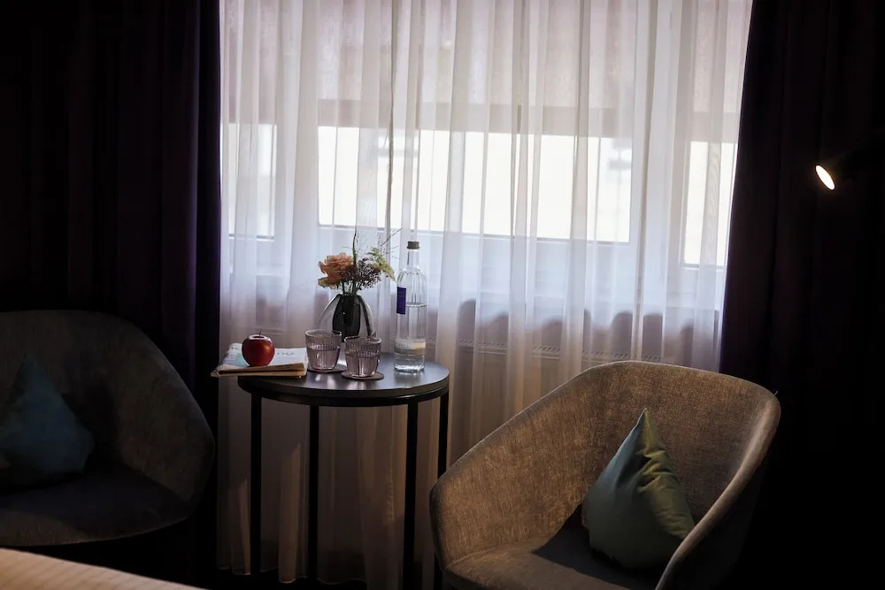 Premium Double room (full double bed)