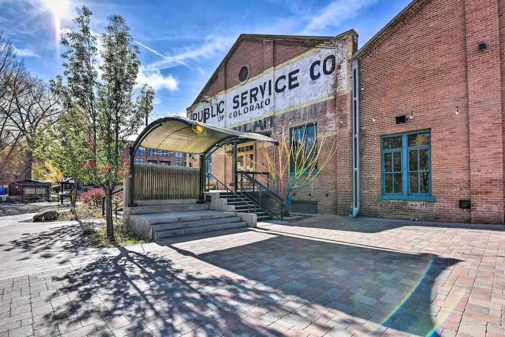 0776: Walk to Arkansas River: Historic Palace Loft