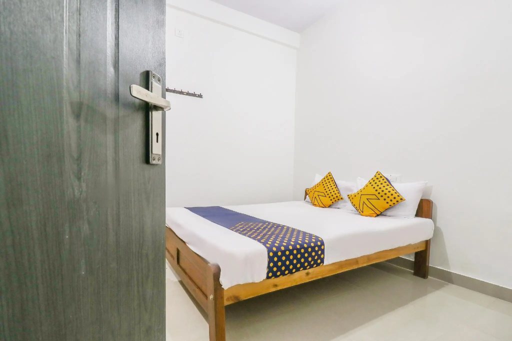Rohini Inn by OYO Rooms