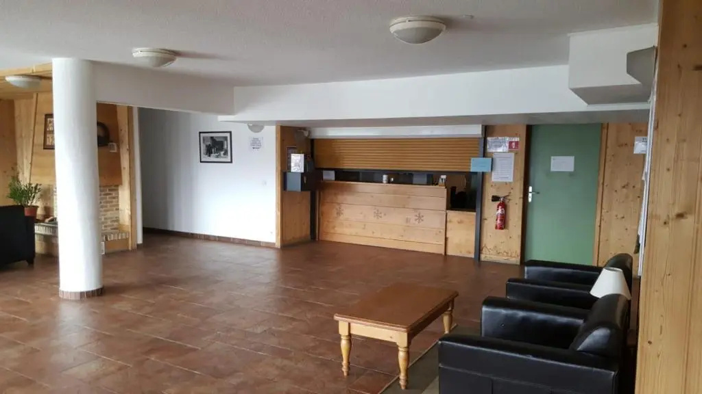 Voir la photo 1 — Skis Aux Pieds Station 1800 Dame Blanche
