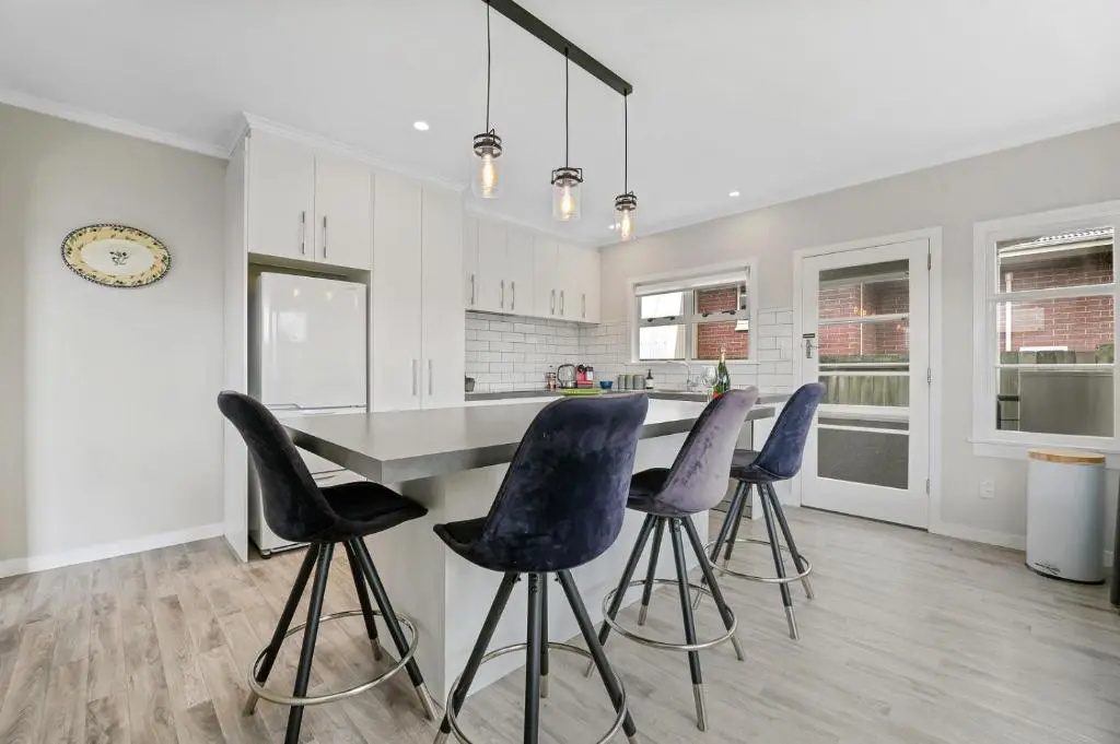 Figtree Bungalow - Rotorua Holiday Home