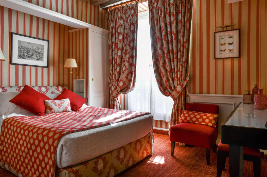 Classic room