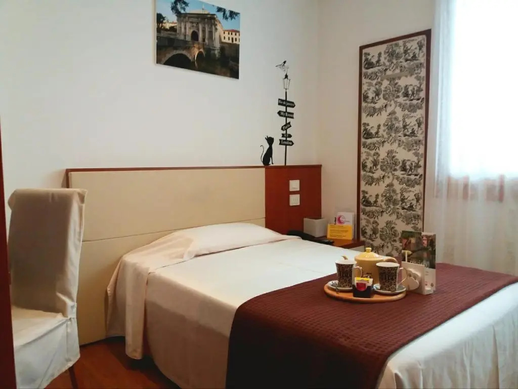 Hotel Mezzaluna - Chambres
