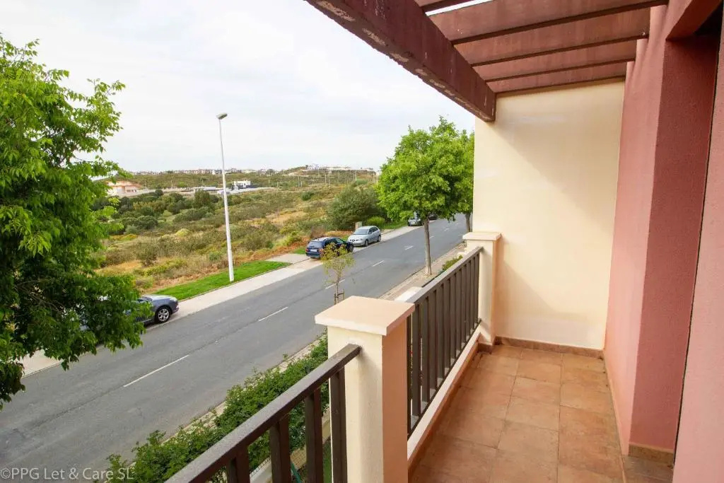 Balcony & Terrace