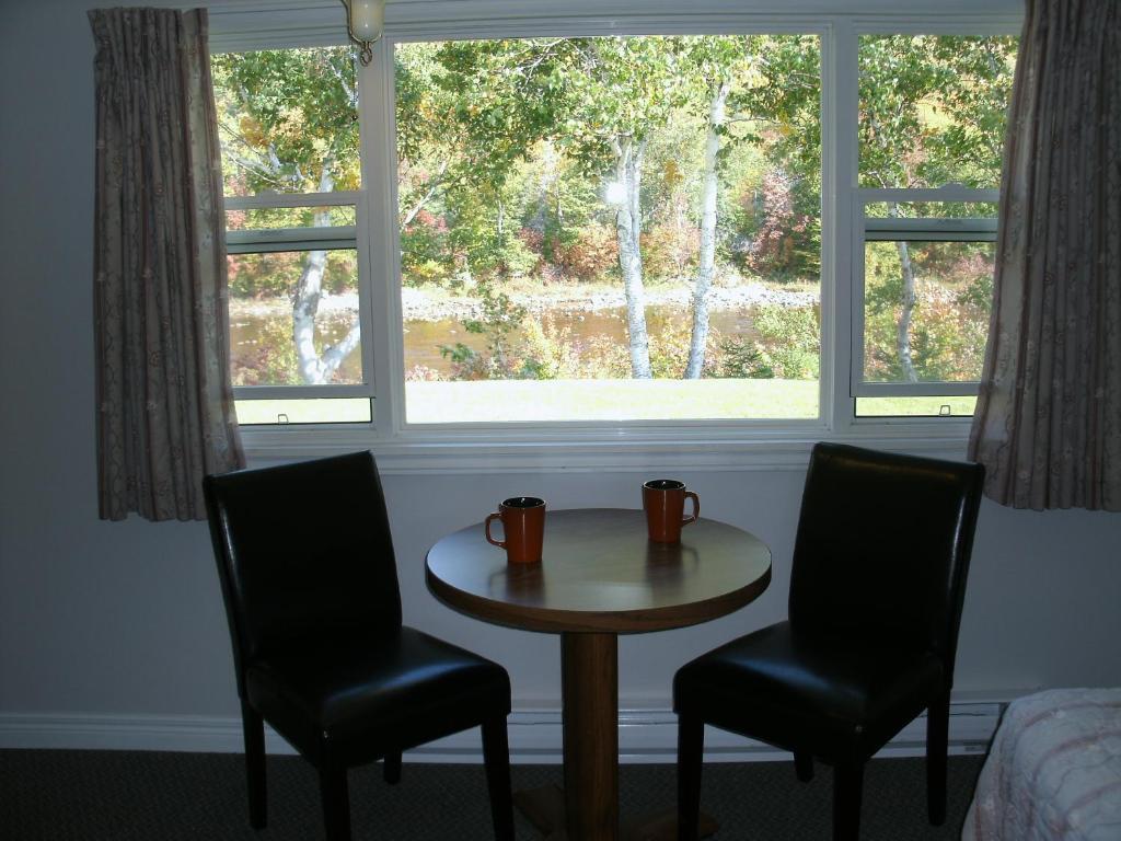 gallery_image_hidden_12