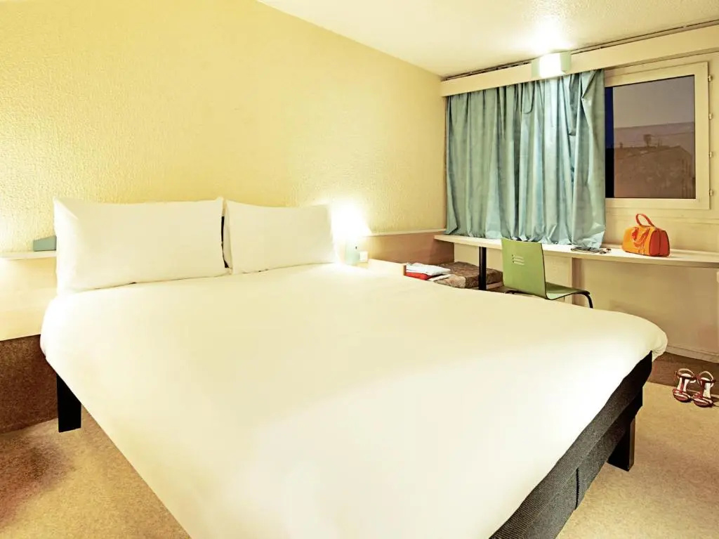 Standard Double room (full double bed)