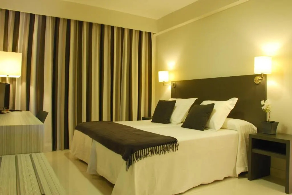 Hotel Los Robles - Chambres