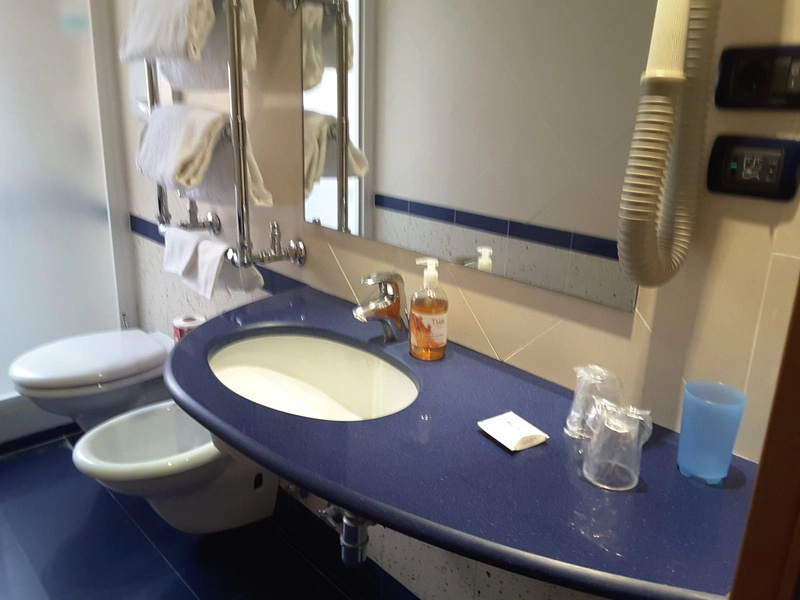 Standard Triple room with balcony